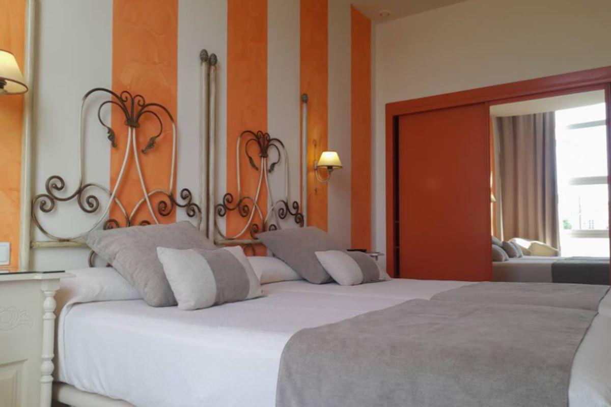 Crisol Chiclana Hotell Chiclana de la Frontera Exteriör bild