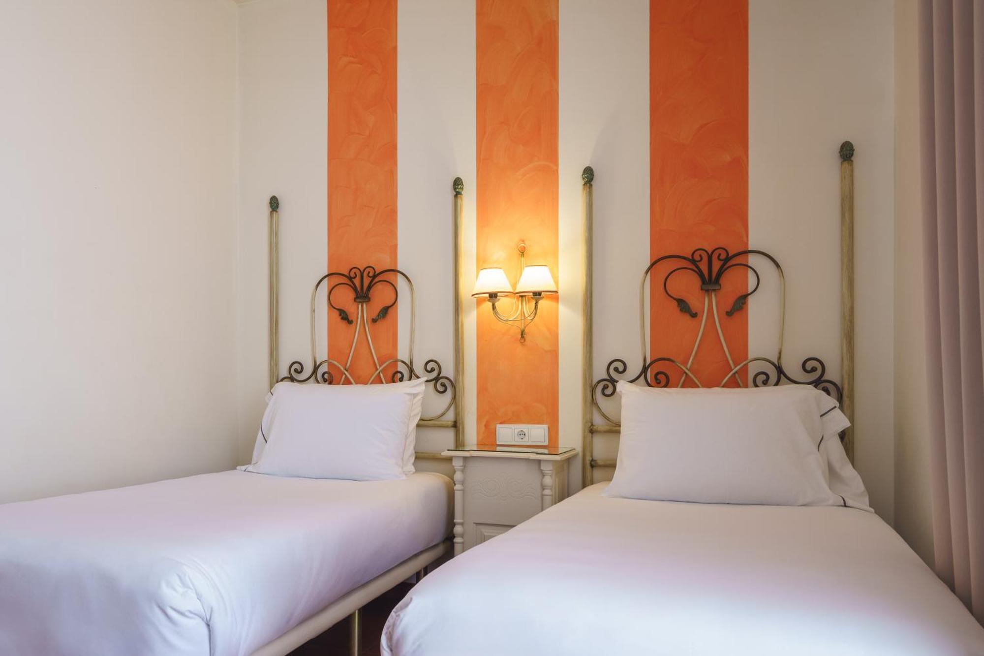 Crisol Chiclana Hotell Chiclana de la Frontera Exteriör bild
