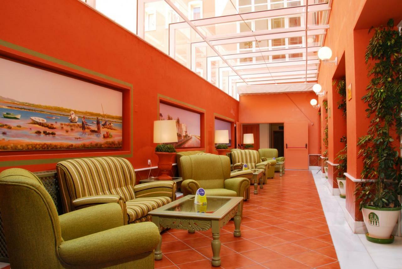 Crisol Chiclana Hotell Chiclana de la Frontera Exteriör bild